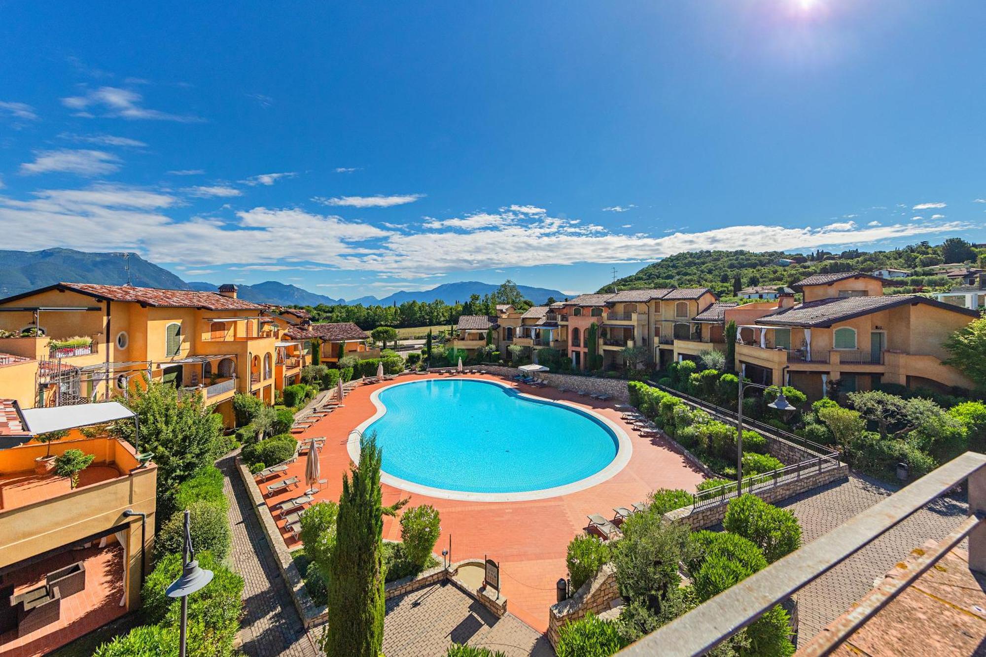 Borgo Del Torchio Apartments By Wonderful Italy Манерба-дель-Гарда Экстерьер фото