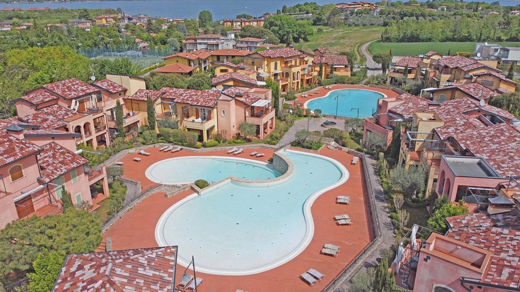 Borgo Del Torchio Apartments By Wonderful Italy Манерба-дель-Гарда Экстерьер фото